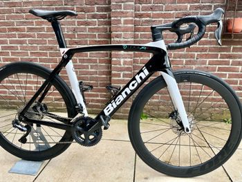 Bianchi, Oltre XR4 Disc Ultegra Di2 2020