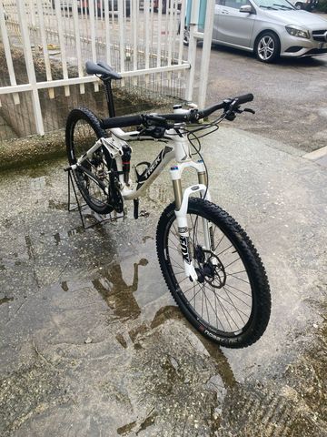 Tweedehands Trek Fuel EX 7 E 2012 2012 Mountainbike — afbeelding 2 van 11