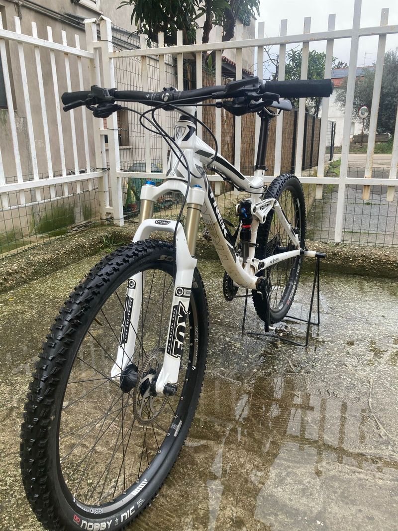 Tweedehands Trek Fuel EX 7 E 2012 2012 MTB
