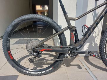 Scott Spark RC 900 Pro 2019 2019 Mountainbike usato, Nero — immagine 4 di 4