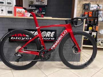 Pinarello F7 ULTEGRA Di2 2025 2025 Road & Gravel usato
