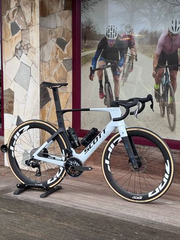 Scott, Foil SRAM Force eTap AXS