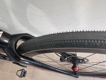 Used Canyon Grail SRAM Force eTap AXS 2024 Road & Gravel, Black — image 12 of 13