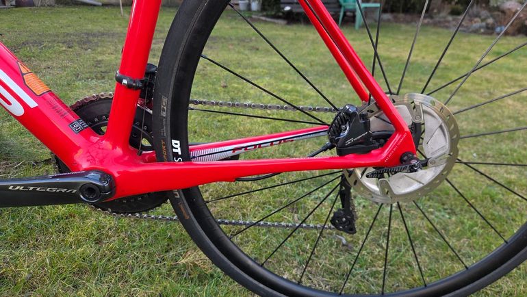 Used Focus IZALCO RACE DISC 9.8 2020 2020 Road & Gravel, Red — image 8 of 8
