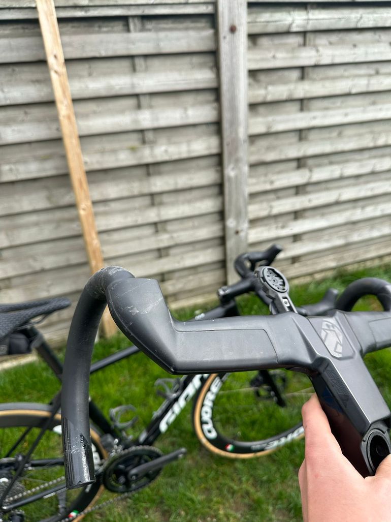 Used Giant TCR Advanced Disc 0 2022 2022 Road & Gravel, Black — image 8 of 18