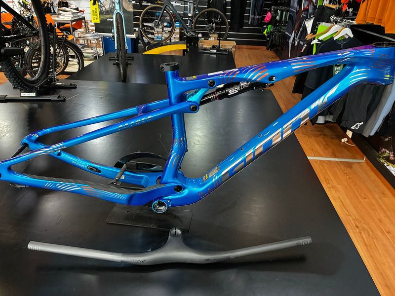 Used Giant Anthem Frameset 2026 MTB