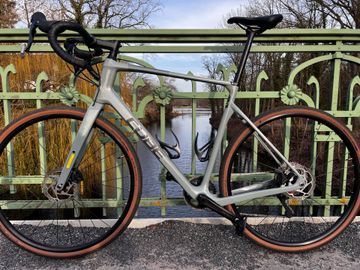 Tweedehands CUBE NUROAD C:62 PRO 2023 2023 Road & Gravel