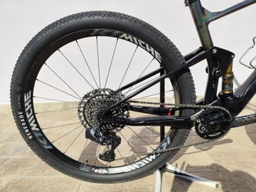 Used Lee Cougan Cross Fire Air 2023 Mountainbike, Black — image 3 of 4
