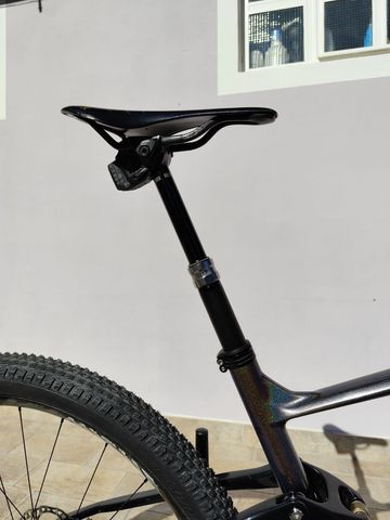 Used Lee Cougan Cross Fire Air 2023 Mountainbike, Black — image 4 of 4