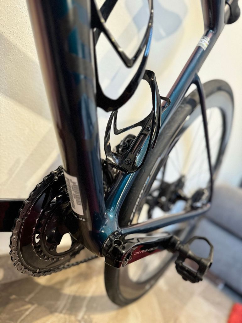 Used Specialized S-Works Tarmac SL8 - Shimano Dura-Ace Di2 2025 2025 Road & Gravel, Blue — image 7 of 19