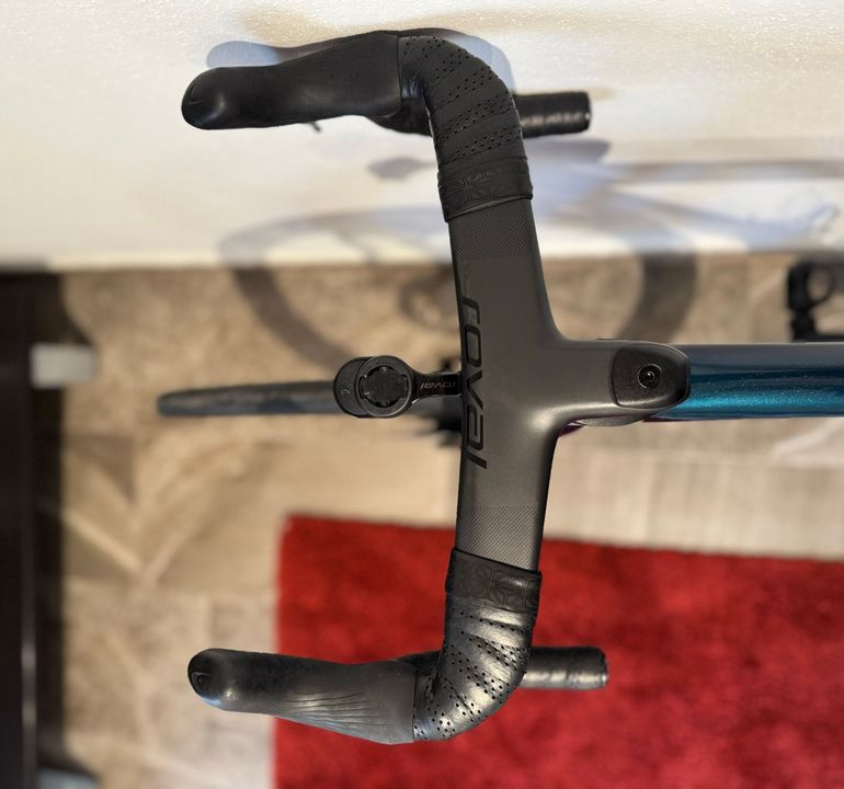 Used Specialized S-Works Tarmac SL8 - Shimano Dura-Ace Di2 2025 2025 Road & Gravel, Blue — image 8 of 19