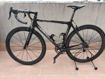 Used Colnago E1 Campagnolo Record 2000 Road & Gravel, Black — image 2 of 5