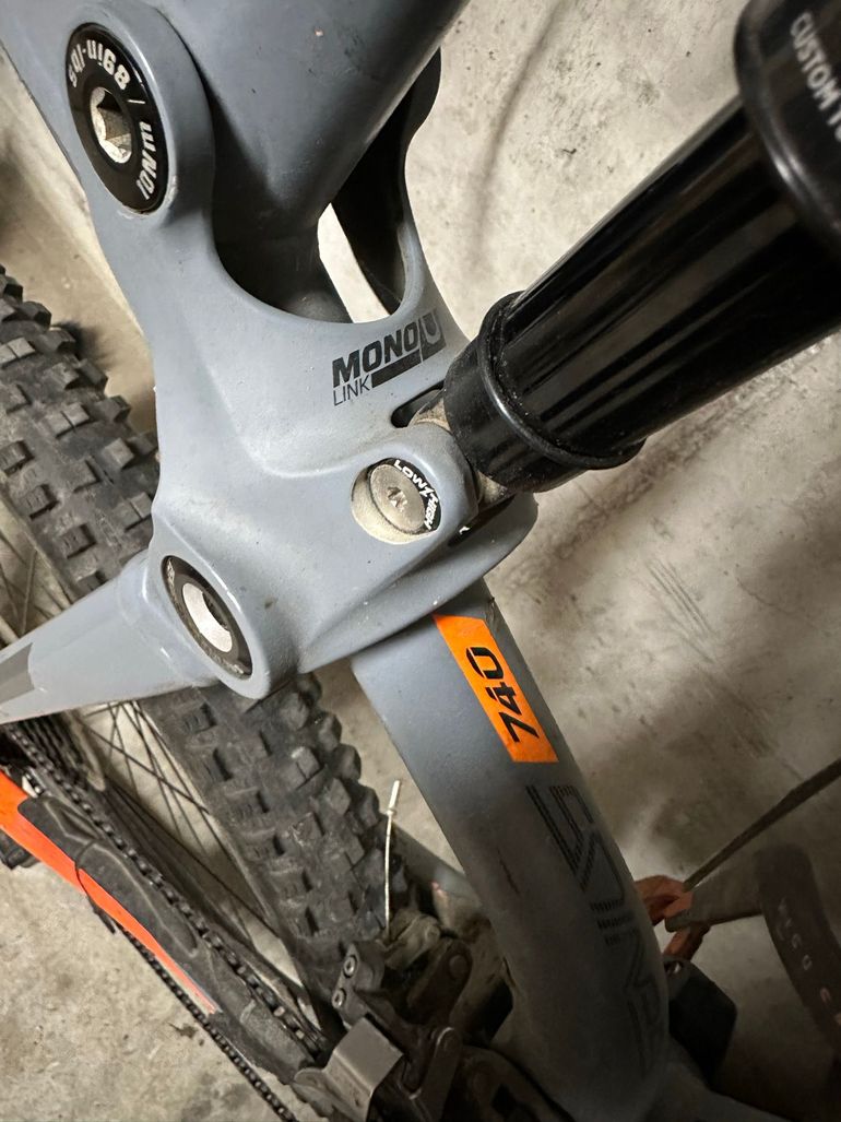 Used Scott Genius 740 2017 2017 Mountainbike, Hellgrau, 27.5 — image 4 of 7