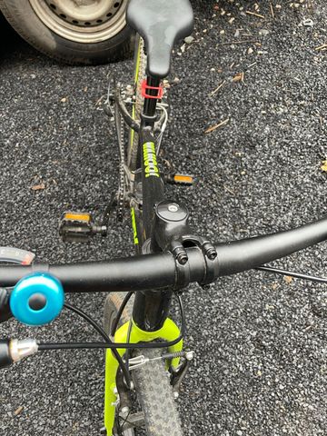 Used Trek Wahoo 20 2022 2022 Youth, Black — image 6 of 6