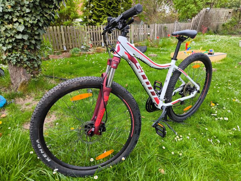 Used Scott Contessa 730 white/plum 2018 2018 Mountainbike — image 5 of 8