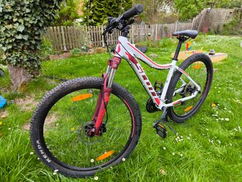 Used Scott Contessa 730 white/plum 2018 2018 Mountainbike — image 2 of 8