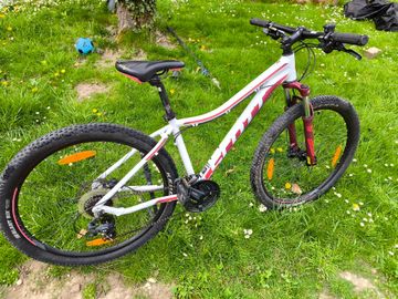 Scott Contessa 730 white/plum 2018 2018 MTB d'occasion