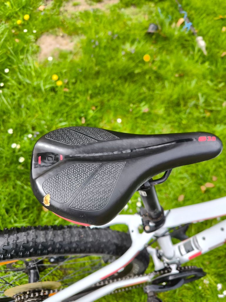 Used Scott Contessa 730 white/plum 2018 2018 Mountainbike — image 6 of 8