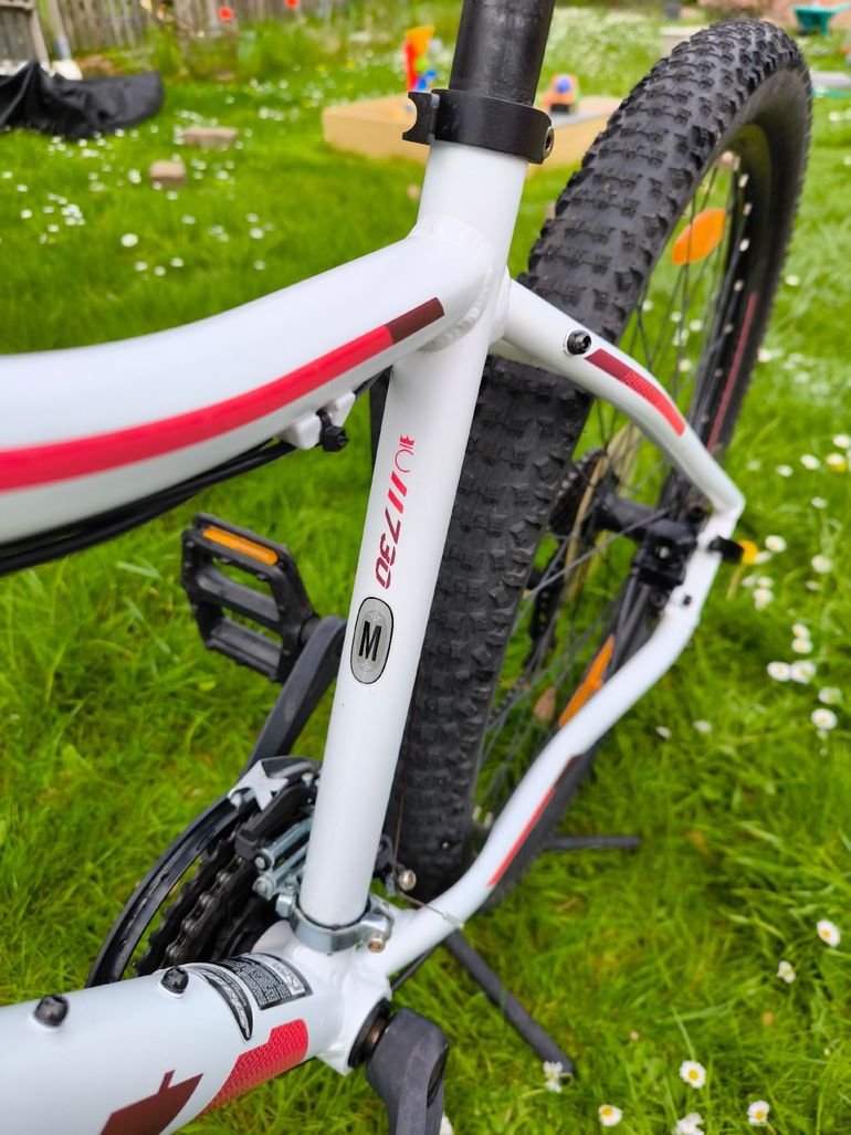 Used Scott Contessa 730 white/plum 2018 2018 Mountainbike — image 3 of 8