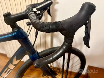 Trek Domane AL 2 Disc 2021 2021 Road & Gravel usato, Blu — immagine 6 di 7