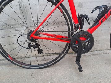 Tweedehands Giant TCR Advanced 2 Pro Compact 2022 2022 Road & Gravel — afbeelding 5 van 8