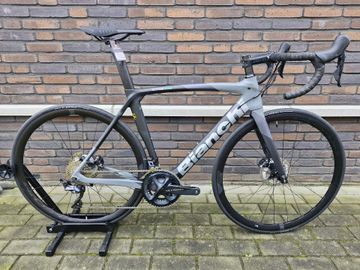 Used Bianchi Oltre XR3 - Ultegra 2022 2022 Road & Gravel