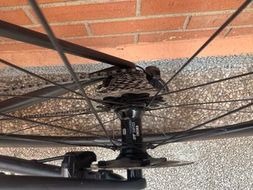Używany Specialized Aethos Expert 2022 2022 Road & Gravel — zdjęcie 10 z 13