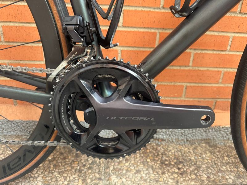 Używany Specialized Aethos Expert 2022 2022 Road & Gravel — zdjęcie 3 z 13