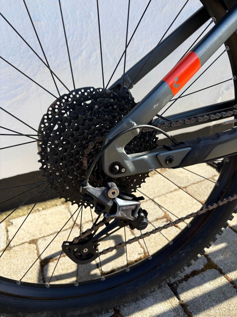 Used Shimano Cube Stereo Hybrid 120 Pro 625 Shimano Deore 2024 Mountainbike, Light Gray — image 17 of 20