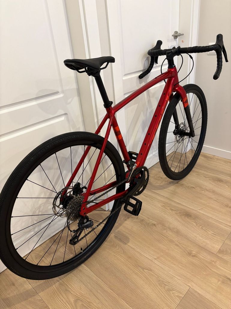 Used Trek Checkpoint ALR 3 Gen 2 2025 2025 Road & Gravel, Red — image 9 of 11