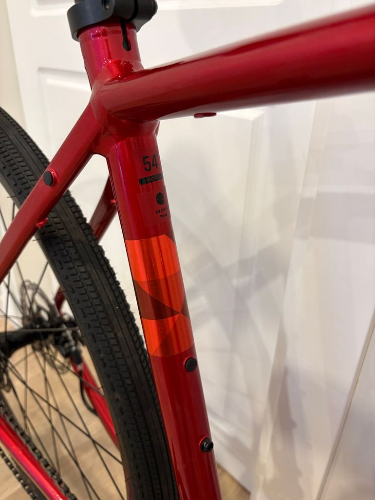 Used Trek Checkpoint ALR 3 Gen 2 2025 2025 Road & Gravel, Red — image 7 of 11