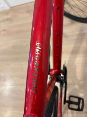 Used Trek Checkpoint ALR 3 Gen 2 2025 2025 Road & Gravel, Red — image 4 of 11