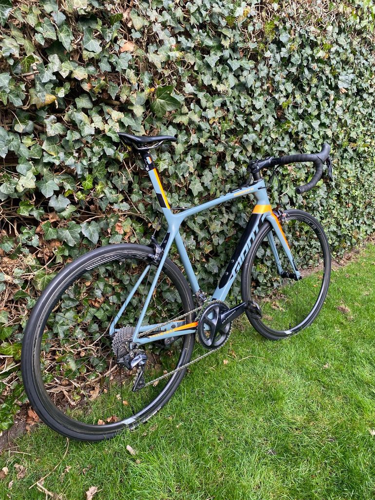 Used Giant TCR Advanced SL 2-KOM 2018 2018 Road & Gravel — image 6 of 9