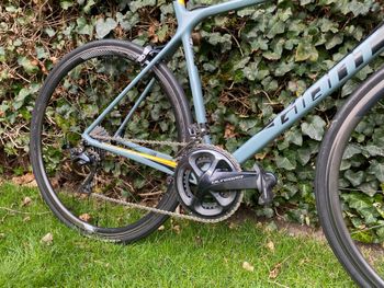 Used Giant TCR Advanced SL 2-KOM 2018 2018 Road & Gravel — image 3 of 9