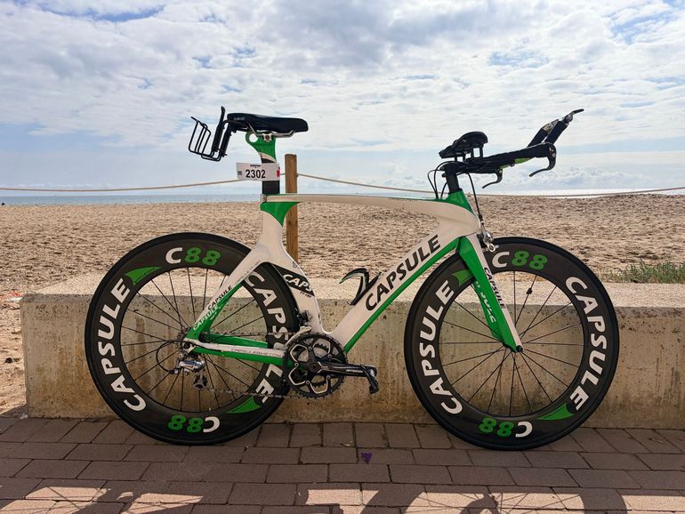 Used Capsule Capsule Custom Shimano 105 2012 Road & Gravel, Grün — image 1 of 3