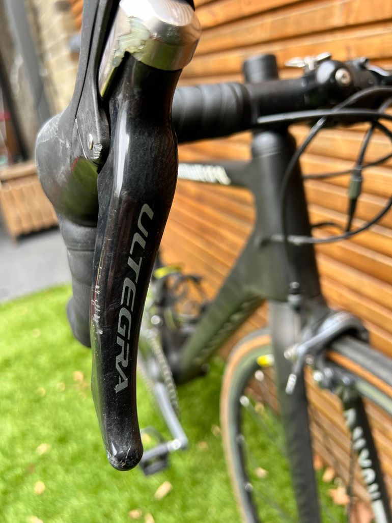 Used Canyon Ultimate Shimano Ultegra 2017 Road & Gravel, Schwarz — image 13 of 25