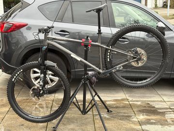 Używany Commencal Meta HT AM Race 2024 2024 MTB