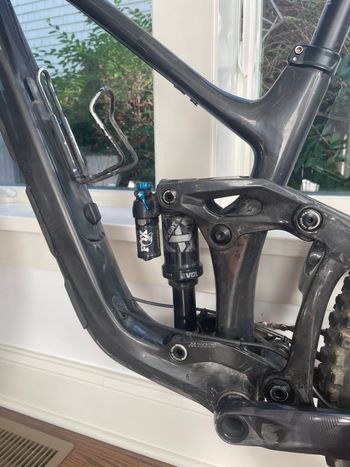 Used Liv Intrigue LT Advanced Pro 1 2023 2023 Mountainbike, Black, 29, 27.5 — image 3 of 8