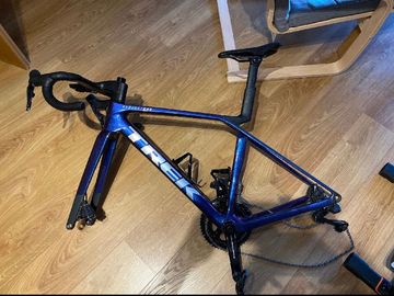 Używany Trek Madone SLR 7 2027 Frameset 2027 Road & Gravel — zdjęcie 2 z 3