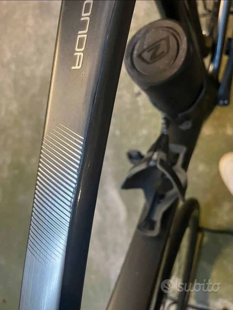Used Trek Émonda SL 6 Disc 2021 2021 Road & Gravel — image 6 of 6