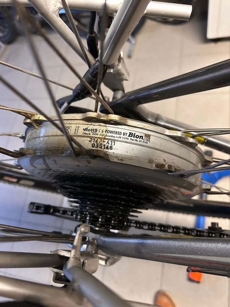 Used Trek T500 E Shimano Alivio 2010 Urban, Hellgrau — image 14 of 23