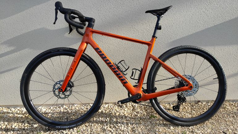 Used Propain Custom Build 2025 Road & Gravel, Orange — image 2 of 4