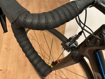 Used Focus IZALCO RACE 9.7 2019 2019 Road & Gravel, Black — image 4 of 10