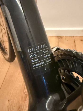 Used Focus IZALCO RACE 9.7 2019 2019 Road & Gravel, Black — image 3 of 10