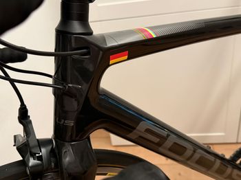 Used Focus IZALCO RACE 9.7 2019 2019 Road & Gravel, Black — image 6 of 10