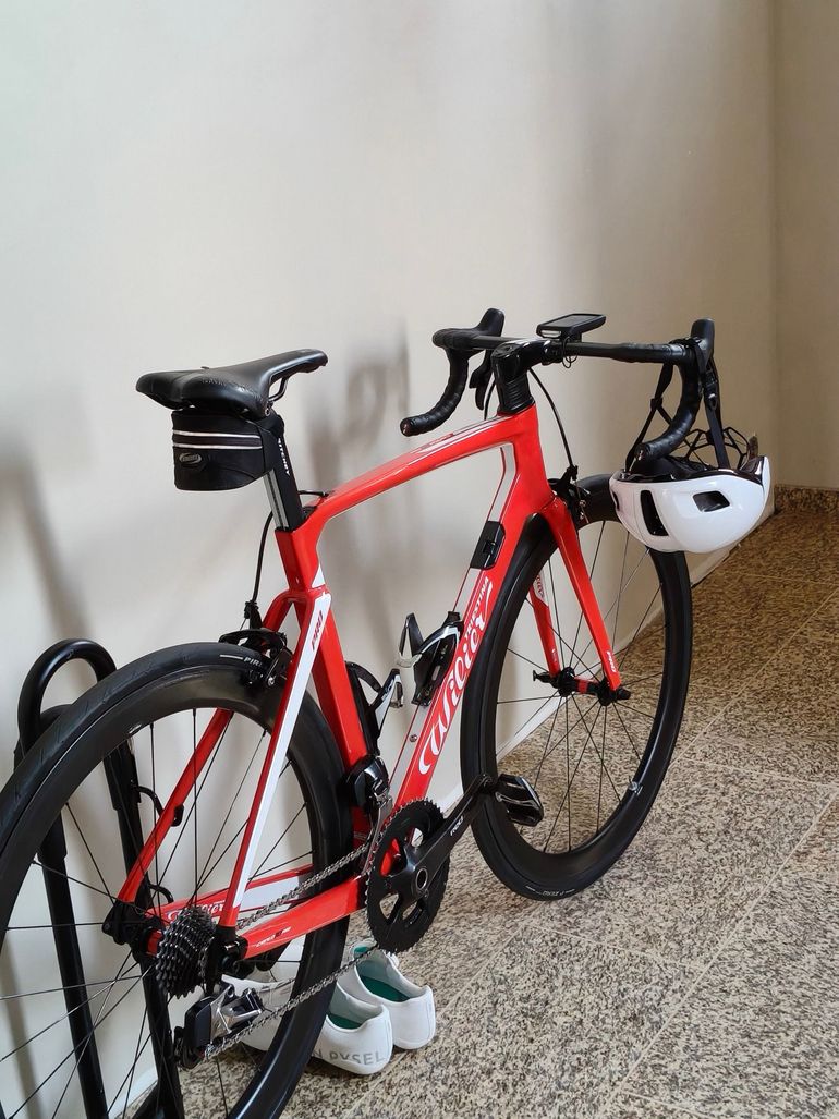 Used Wilier Cento10pro SRAM Red eTap 2018 Road & Gravel — image 3 of 7