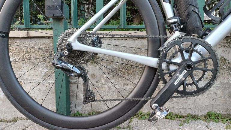 Used Cannondale SuperSix EVO Carbon Disc Ultegra Di2 2021 2021 Road & Gravel, Grigio chiaro — image 3 of 5