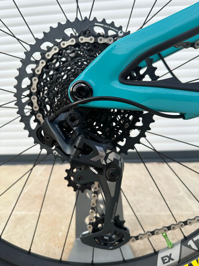 Yeti SB160 T2 2025 2025 Mountainbike de segunda mano, Verde — imagen 4 de 7