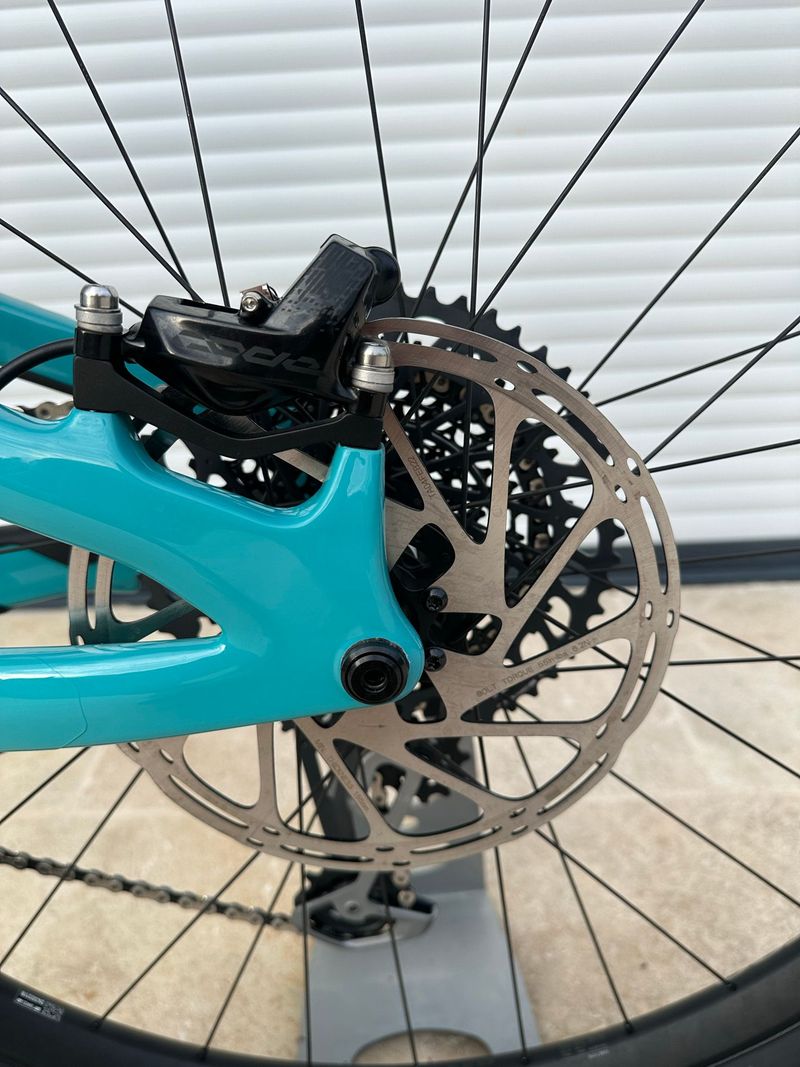 Yeti SB160 T2 2025 2025 Mountainbike de segunda mano, Verde — imagen 6 de 7