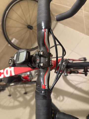 Used BMC Custom Shimano Ultegra 2021 Road & Gravel, Black — image 2 of 3